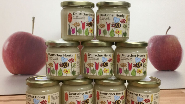 Frühtrachtgläser gestapelt